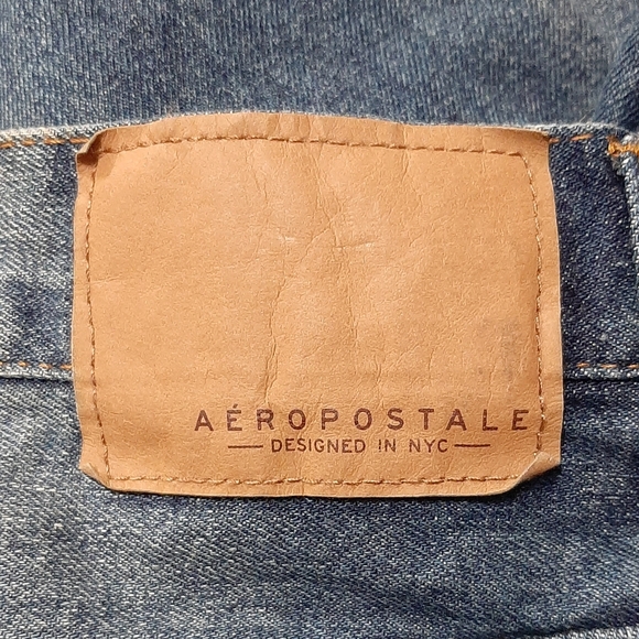 NEW Aeropostale Men's 29 x 30 Straight Leg Distressed Patched Denim Blue Jeans - Picture 5 of 7